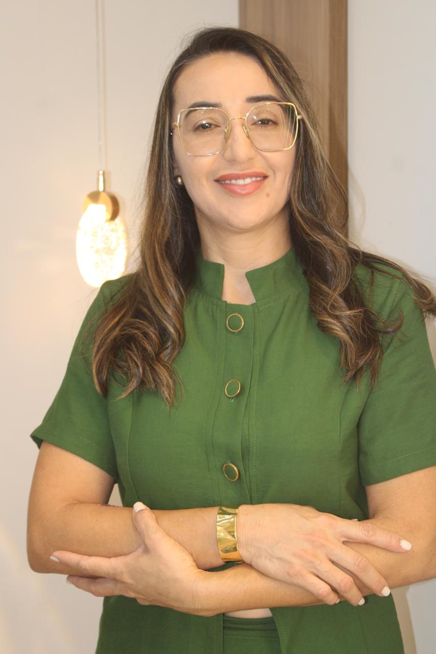 Dra. Cláudia
